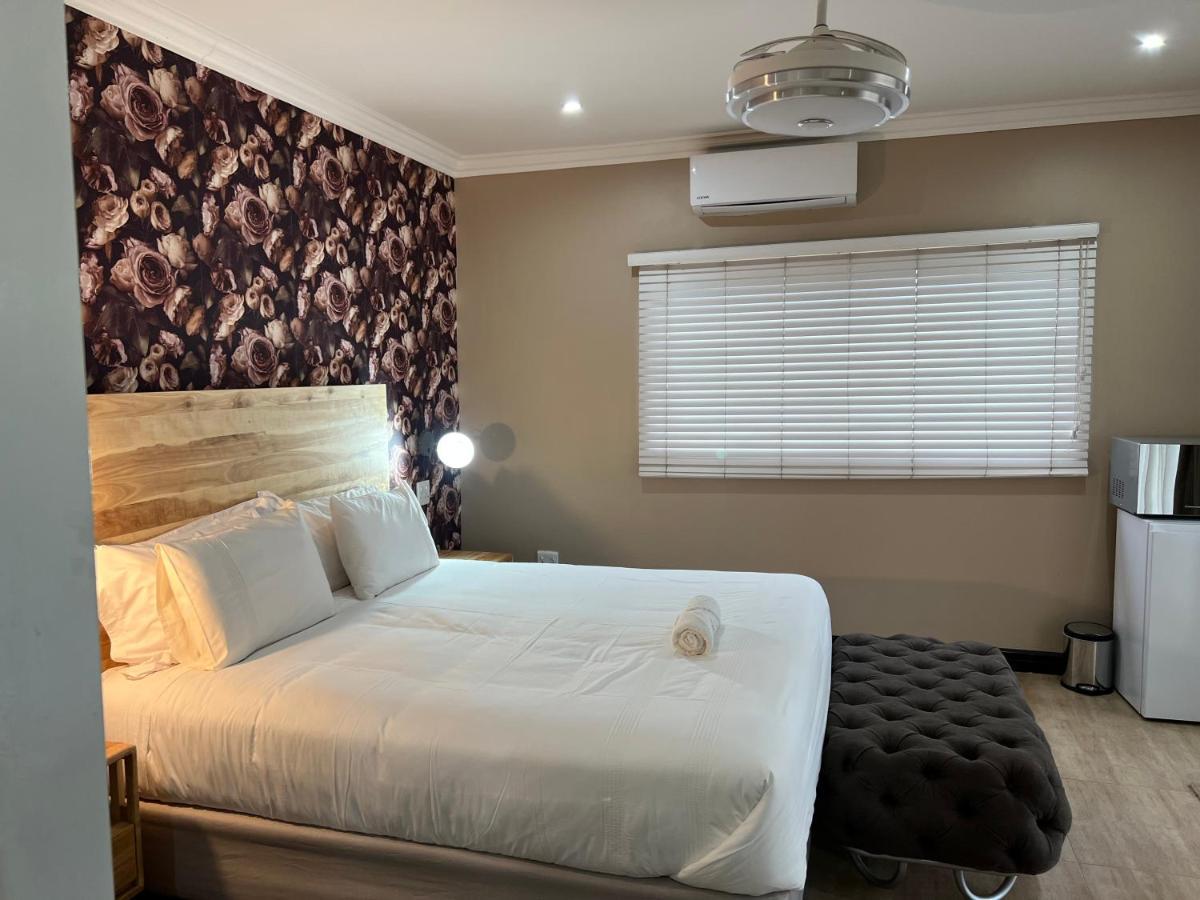 Thabazimbi Country Lodge エクステリア 写真