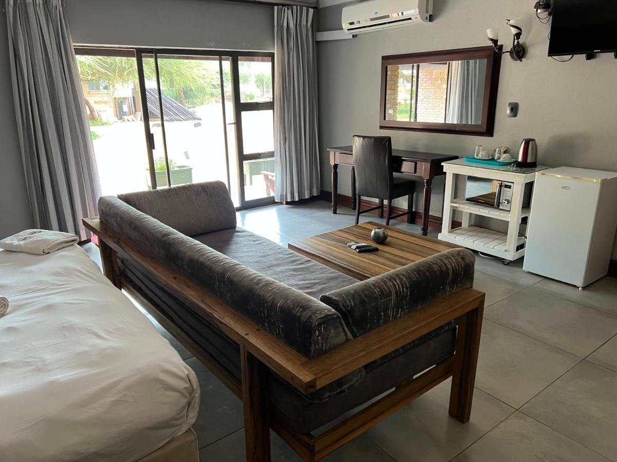 Thabazimbi Country Lodge エクステリア 写真