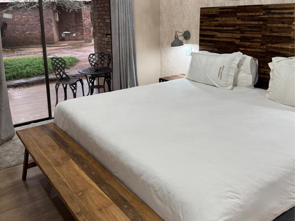 Thabazimbi Country Lodge エクステリア 写真
