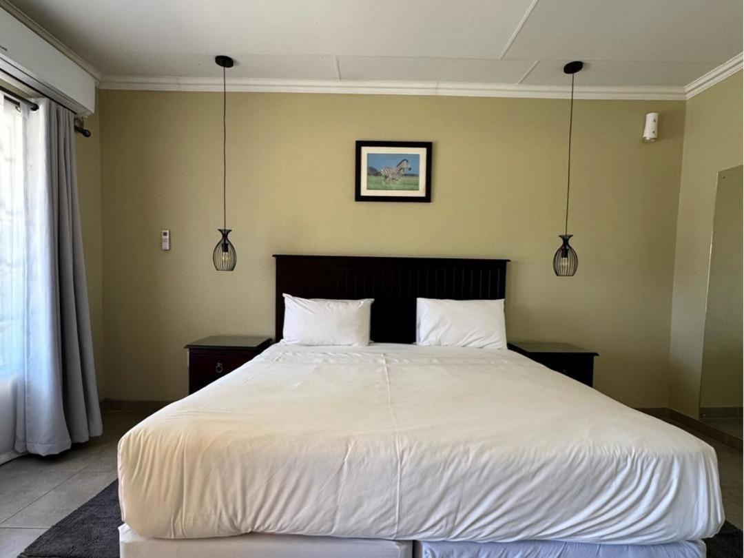 Thabazimbi Country Lodge エクステリア 写真
